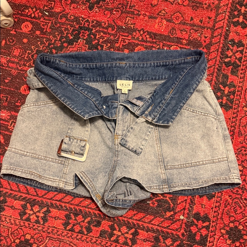 Le Lis Light Blue Jean Shorts